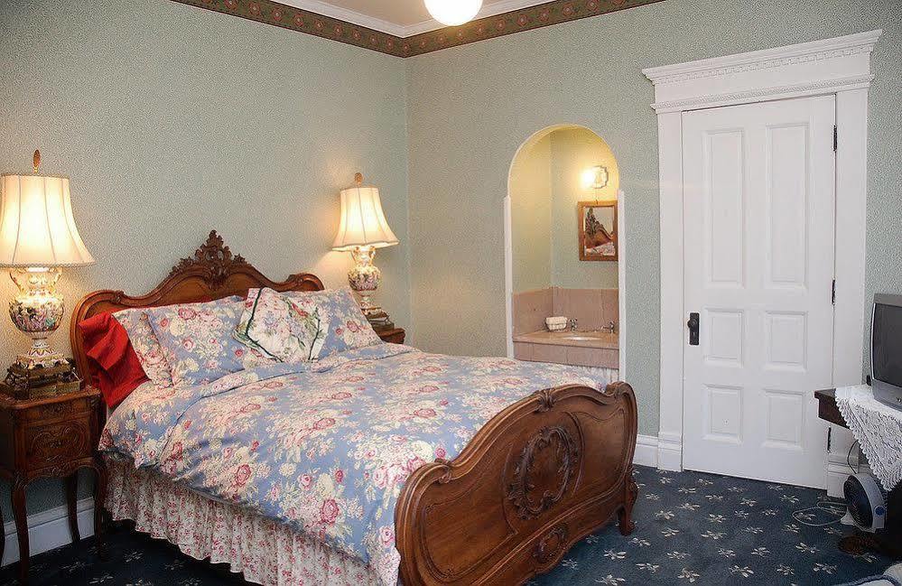 The Grand Anne Bed And Breakfast Keokuk Extérieur photo