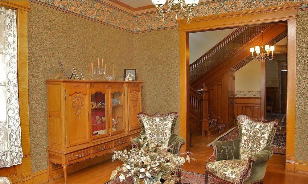 The Grand Anne Bed And Breakfast Keokuk Extérieur photo