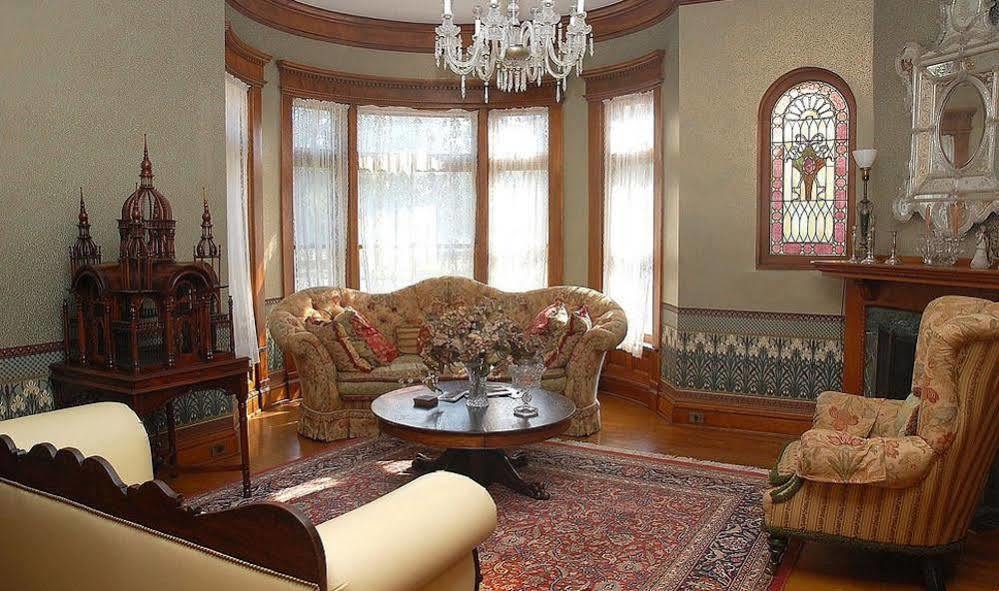 The Grand Anne Bed And Breakfast Keokuk Extérieur photo